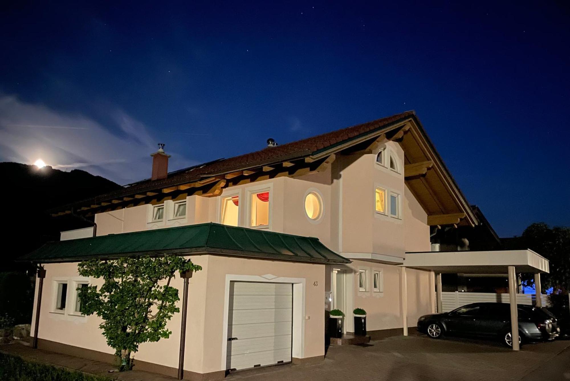 רדשטאדט Haus Krismer מראה חיצוני תמונה